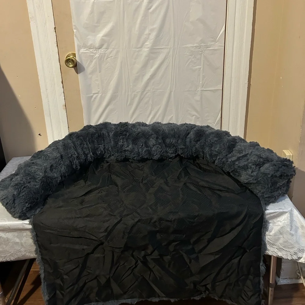 Rabbit faux fur-sofa bed For small/medium dogs